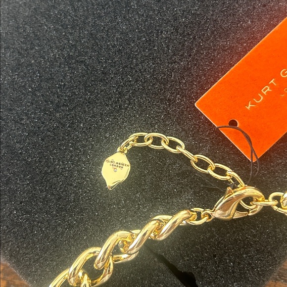 Kurt Geiger Gold Charm Necklace Shell Pearl Fish Statement Luxe Boho Y2K NEW - Picture 11 of 12